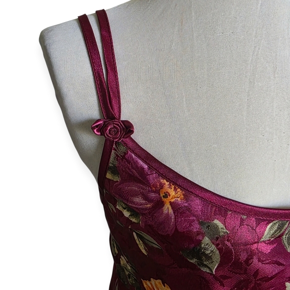 Vintage Just My Size 2pc Set, Satin Chemise W/ Robe, Floral Burgundy, Size 1X - Picture 4 of 15